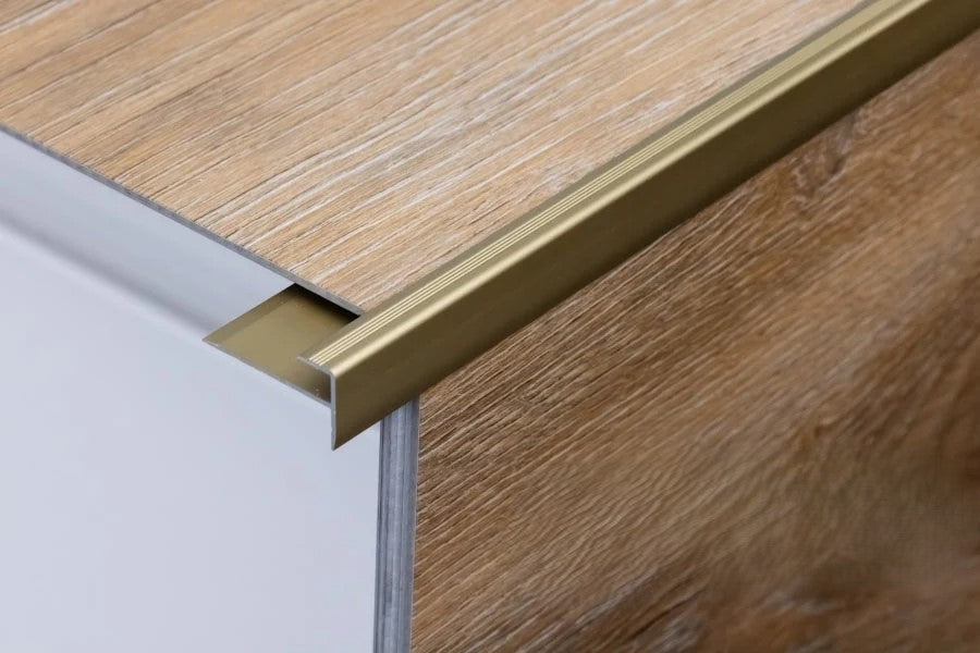Aluminium Stair Nosing Outer Corner 3 MM x 900 MM Length Silver, Gold, Champagne-  LVT F3