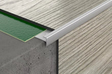 Silver Aluminium Outer Corner Stair Nosing for 3 mm LVT in 900 mm & 2500 mm